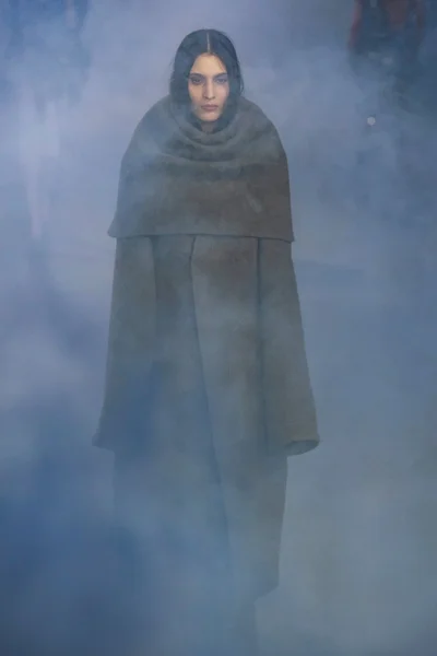 Look 6